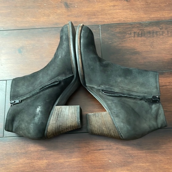 Paul Green Black Leather Ankle Boots Side Zipped Block Heels size 9 US,… - Picture 7 of 13